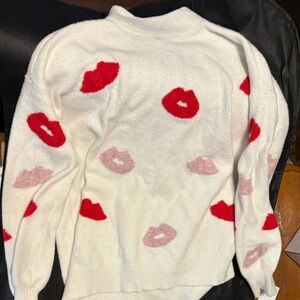Lip valentine sweater
